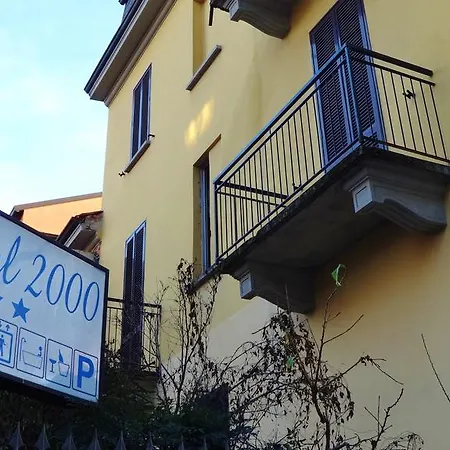 Hotel2000 מלון 2*