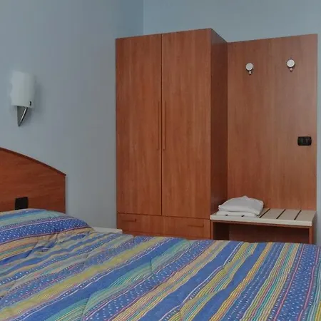 Hotel2000 מילאנו