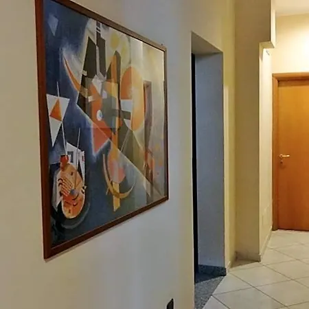 Hotel2000
