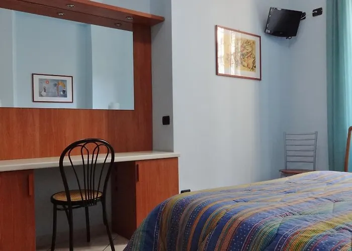 Hotel Hotel2000 2*